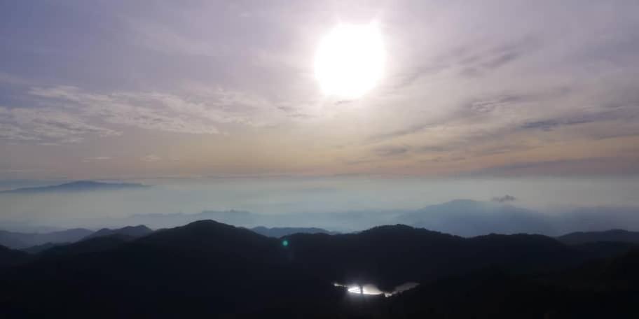 12 Pax Skyview Homestay 2 Family Room 2R2B Golden Hills Mountain View Genting Highland Genting Highlands Buitenkant foto